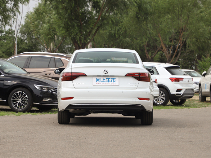 一汽-大众  280TSI DSG舒适型 正后