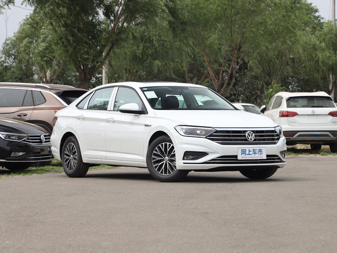 一汽-大众  280TSI DSG舒适型 右前正45度