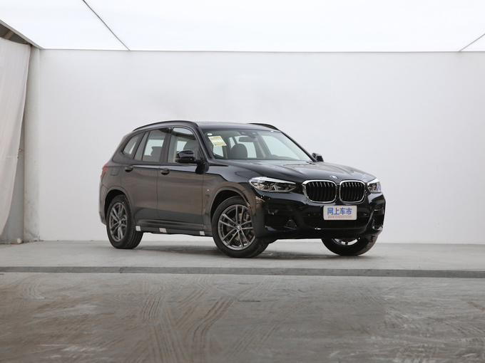 华晨宝马  xDrive25i 右前正45度