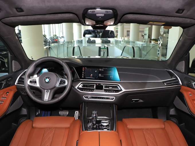 宝马(进口)  xDrive40i 大中控全景