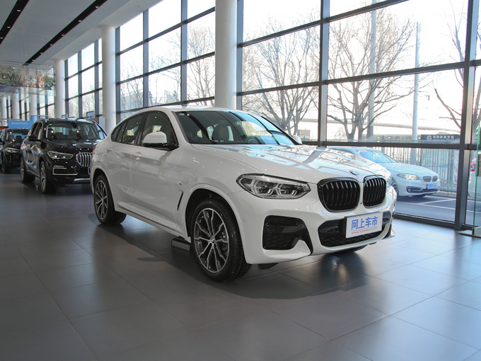 宝马(进口)  xDrive 25i 右前正45度