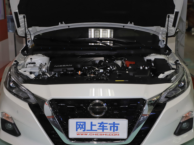 东风日产 2.0L XL Upper AD1 发动机舱