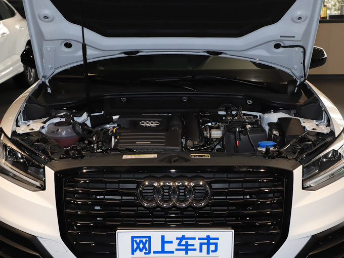 一汽奥迪  35 TFSI 发动机舱