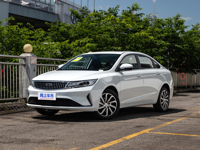 吉利汽车  UP 1.4T 左前正45度