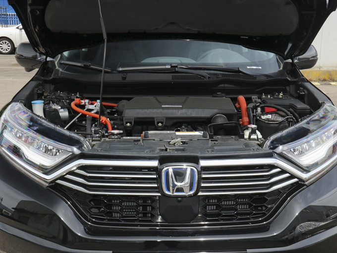 东风本田  锐·混动e+ 2.0L 发动机舱