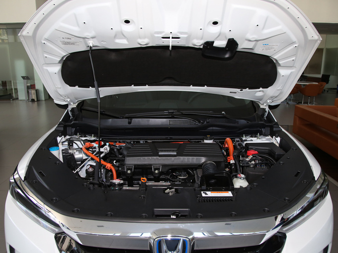 广汽本田  锐·混动 2.0L