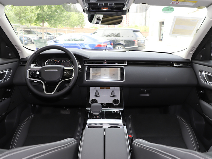 路虎   大中控全景