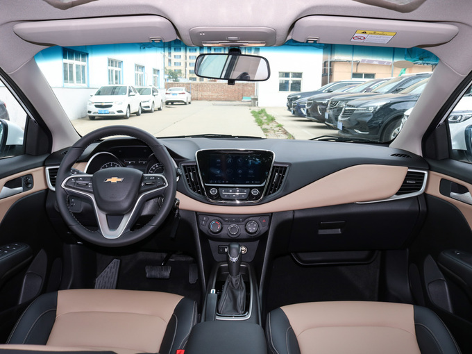 雪佛兰（国产）  320 大中控全景