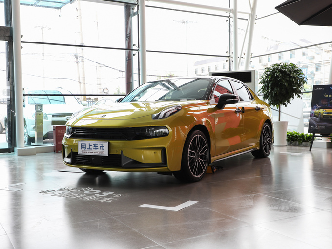 领克  03+ 2.0TD 左前正45度