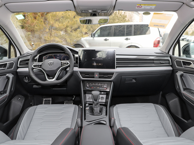 上汽大众  330TSI