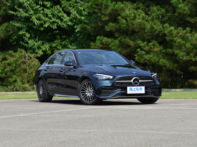 北京奔驰  C 260 L 右前正45度