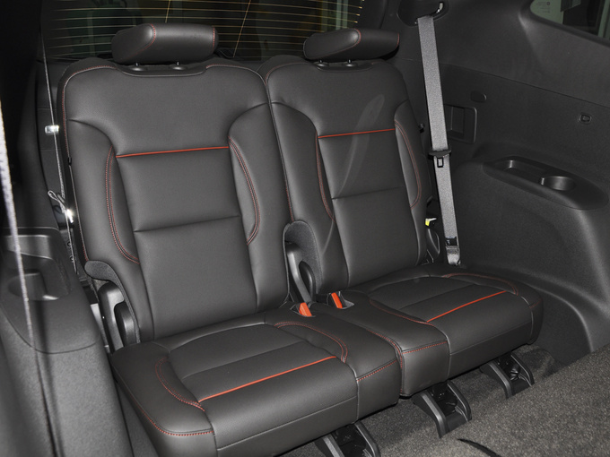 雪佛兰（国产）  轻混 650T RS Twin-Clutch四驱7座