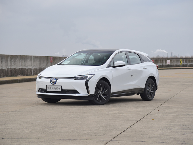 别克  互联智慧型