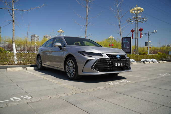 一汽丰田  双擎 2.5L