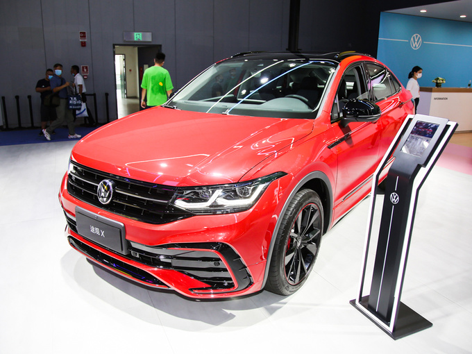 上汽大众  380TSI 左前正45度