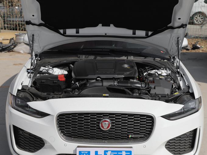 奇瑞捷豹路虎  2.0T 250PS R-DYNAMIC