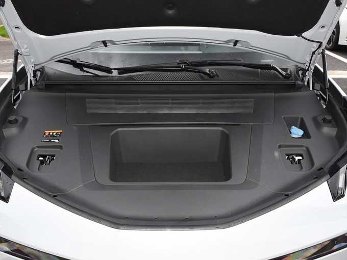 极氪  四驱YOU版