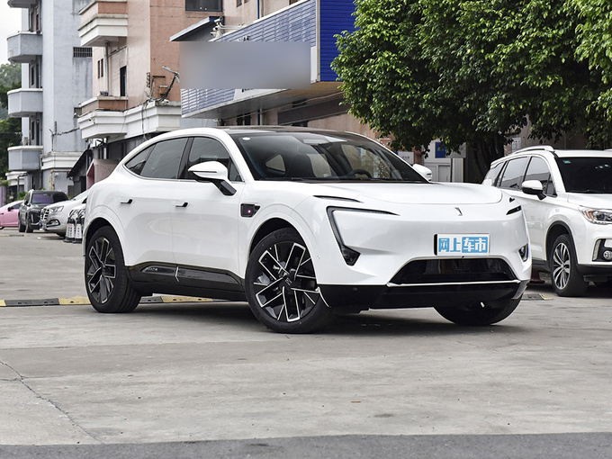 阿维塔科技  鸿蒙 116度