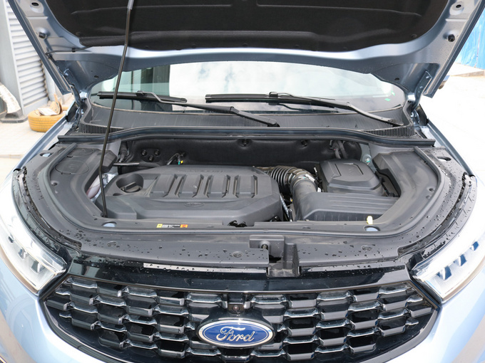 江铃福特 领界s ecoboost 145 cvt 发动机舱