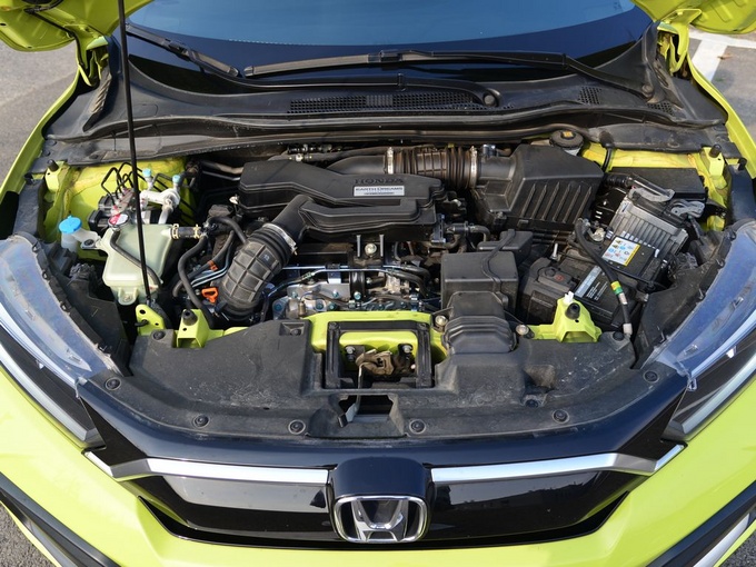 东风本田 220turbo 发动机舱