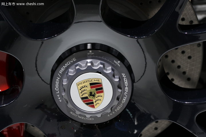 保时捷911 Carrera GTS