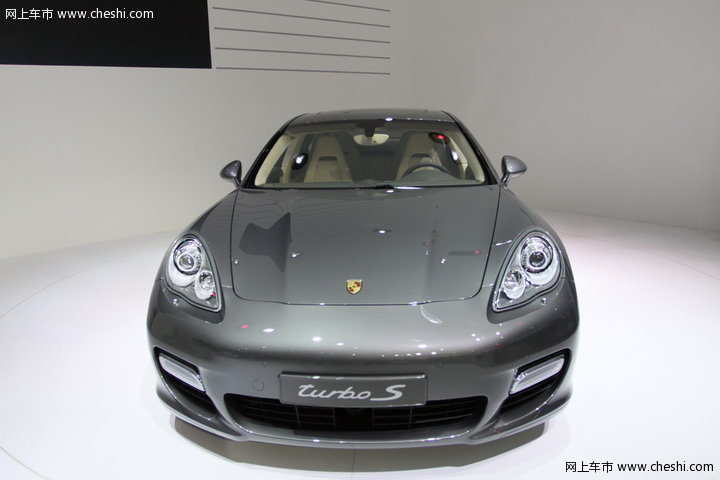 保时捷 Panamera Turbo S