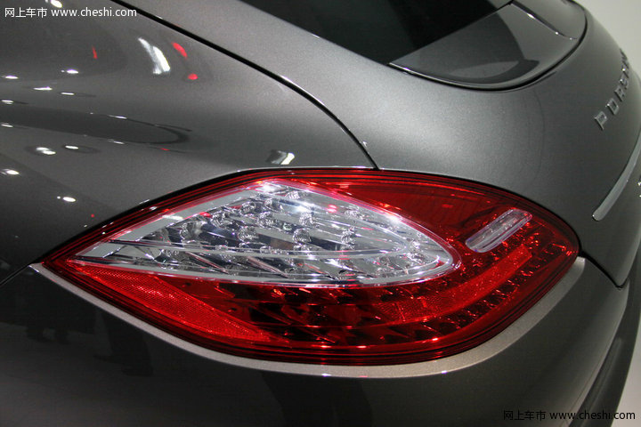 保时捷 Panamera Turbo S