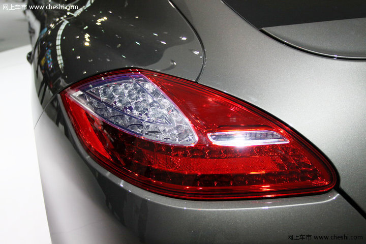 保时捷 Panamera Turbo S