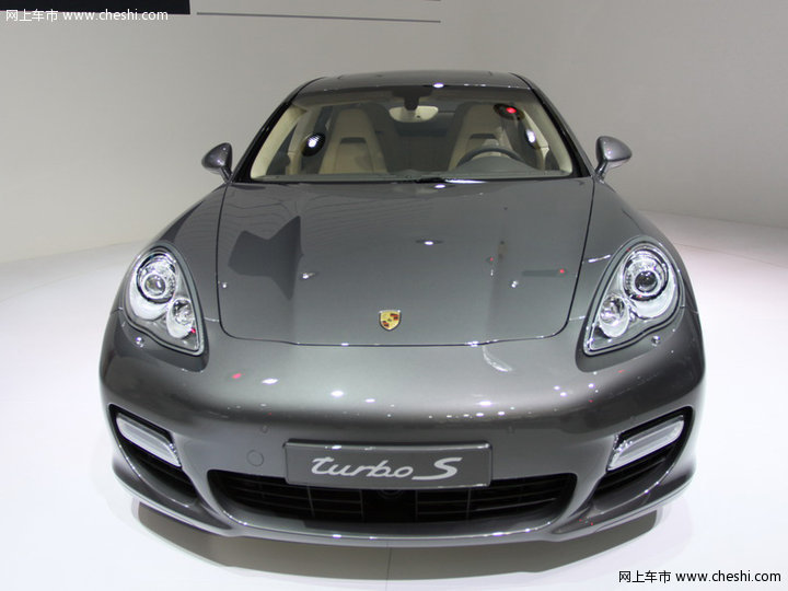 保时捷 Panamera Turbo S