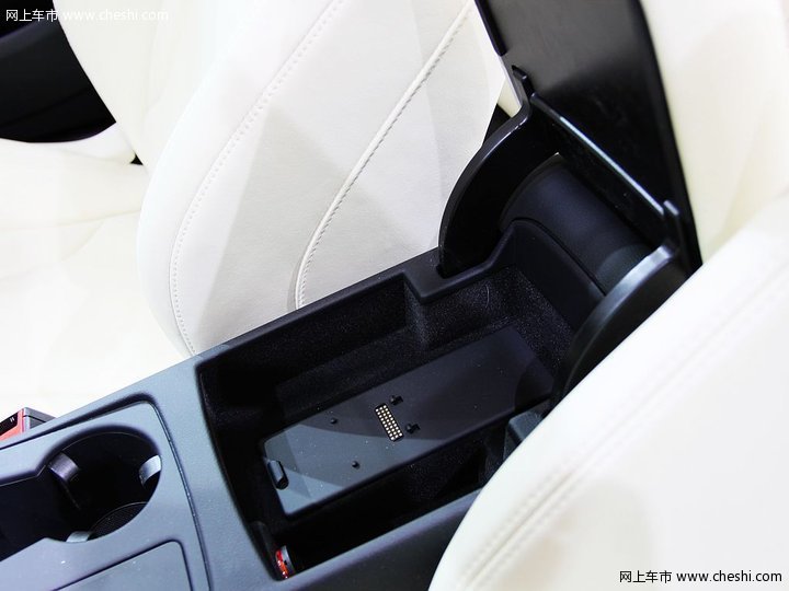 奥迪(进口) S5敞篷 车展