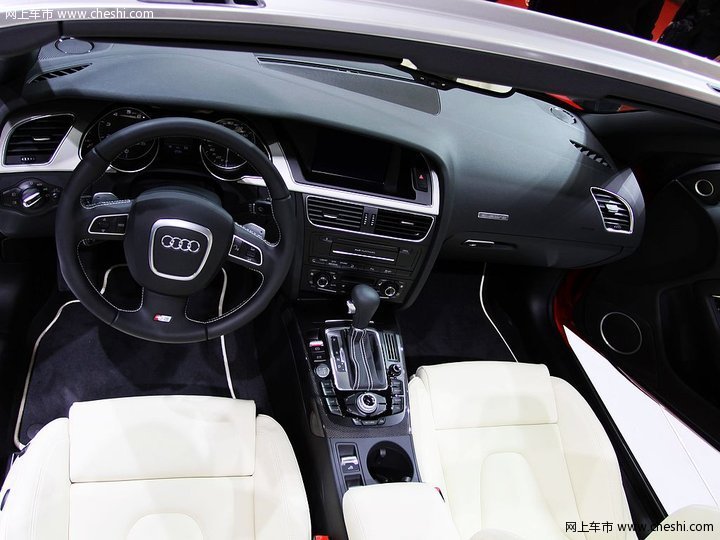 奥迪(进口) S5敞篷 车展