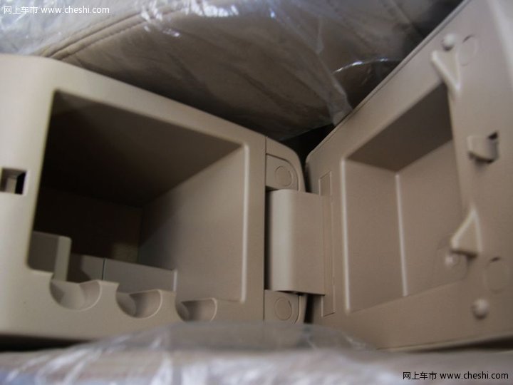 荣威350