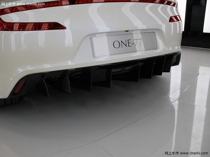 阿斯顿-马丁 One-77 车展