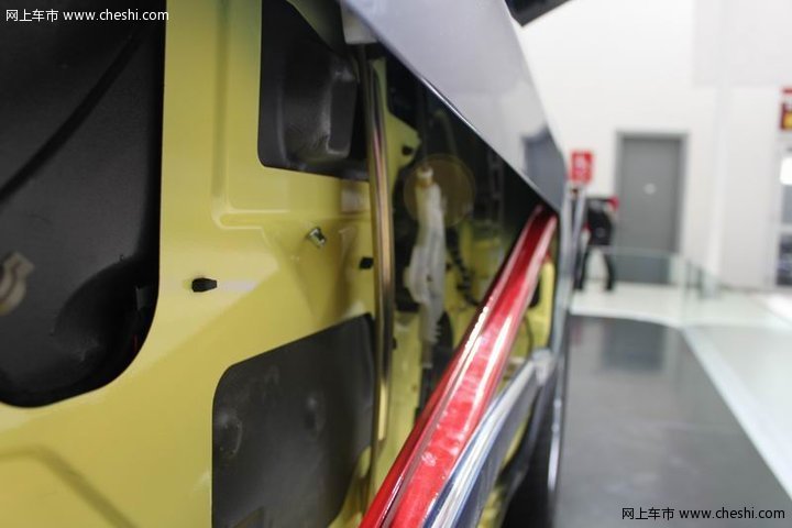 奇瑞A3解剖车