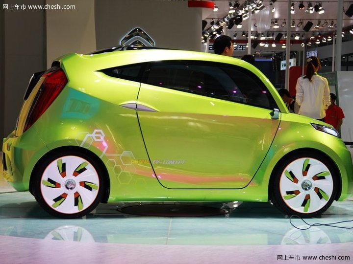 长安 纯电动概念车 车展