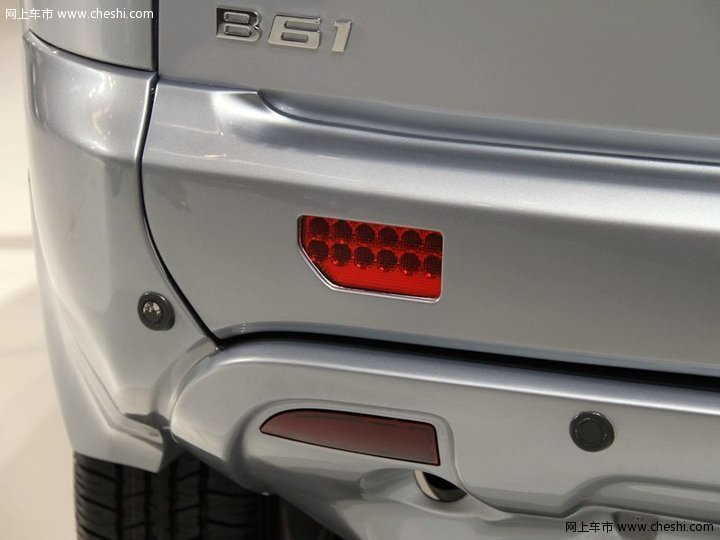 北汽B61