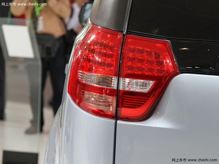 北汽B61