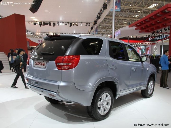 北汽B61