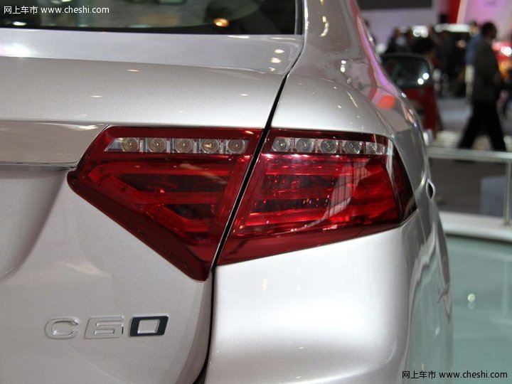 北汽C60