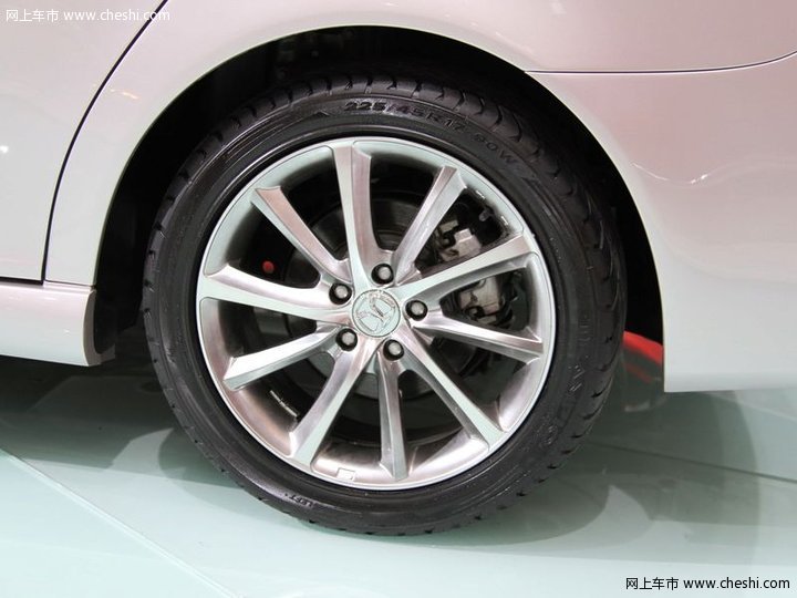 北汽C60