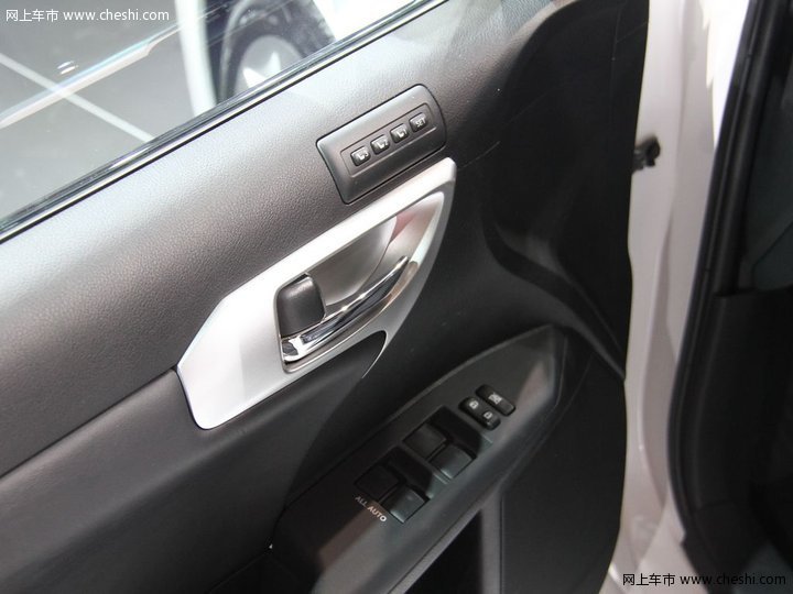 雷克萨斯(凌志) CT200h 车展