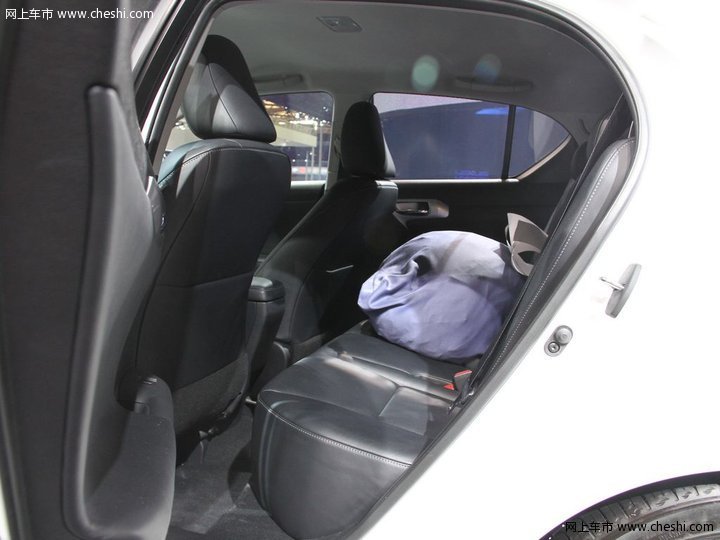 雷克萨斯(凌志) CT200h 车展