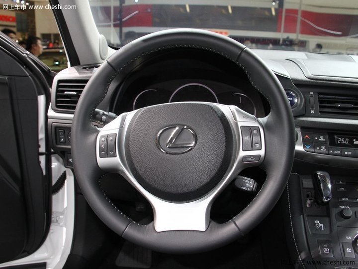 雷克萨斯(凌志) CT200h 车展