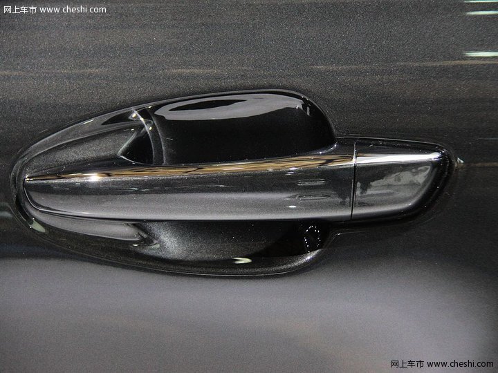 东风标致 508 车展