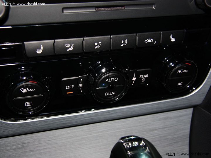 新PASSAT 2.0T 车展