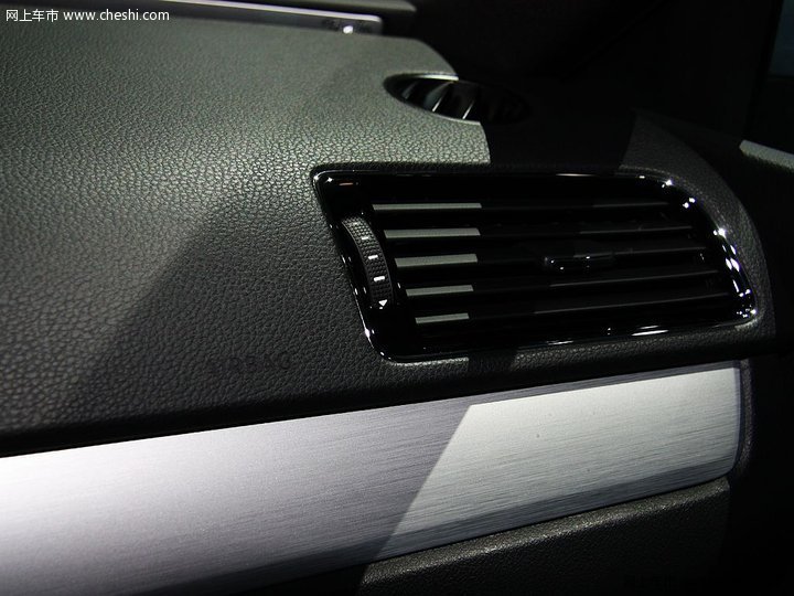 新PASSAT 2.0T 车展