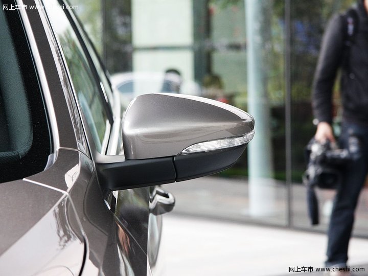 新PASSAT 2.0T 车展