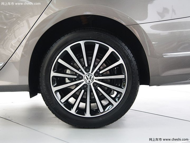新PASSAT 2.0T 车展