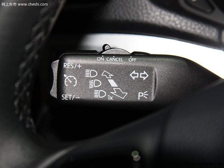 新PASSAT 2.0T 车展