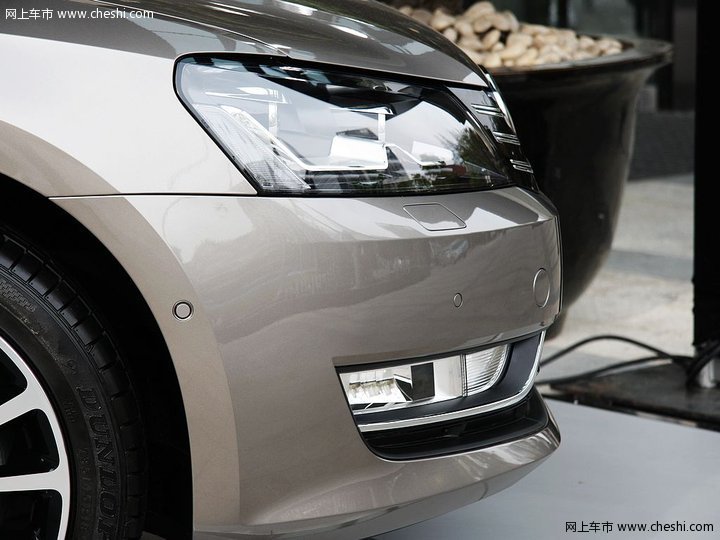 新PASSAT 2.0T 车展